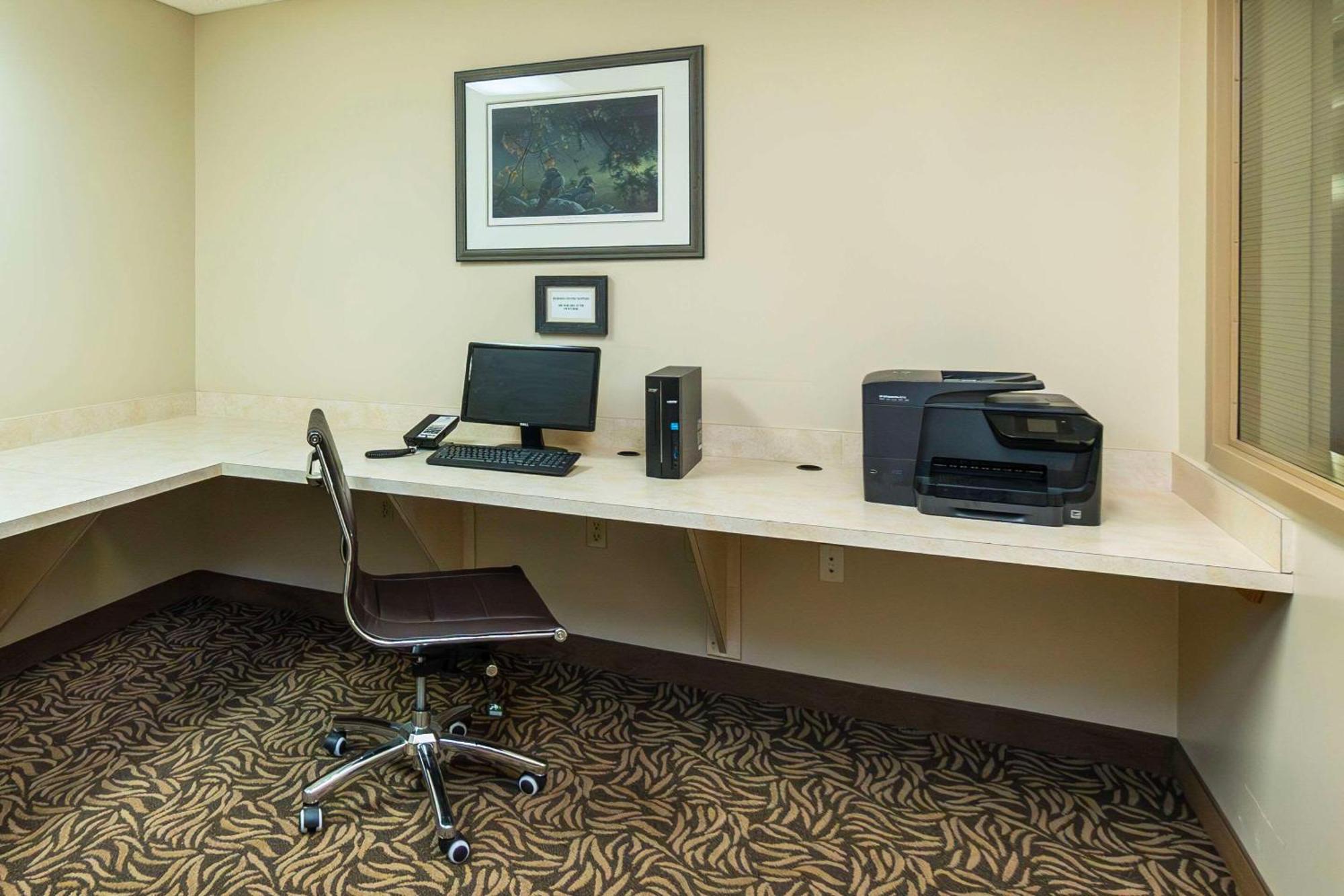 Comfort Inn & Suites Salmon Arm Kültér fotó