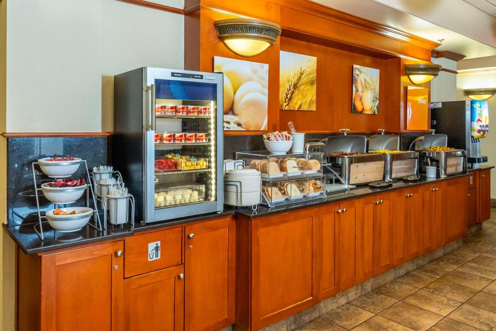 Comfort Inn & Suites Salmon Arm Kültér fotó