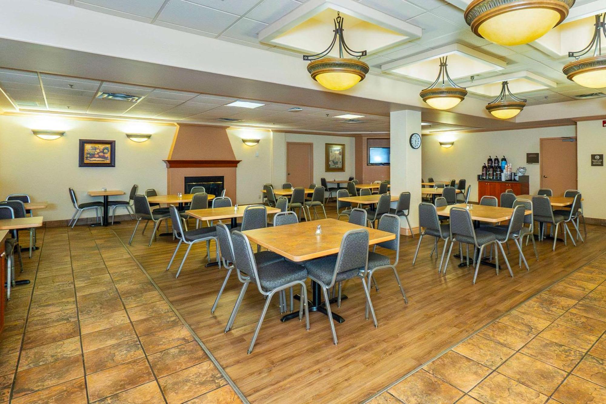 Comfort Inn & Suites Salmon Arm Kültér fotó