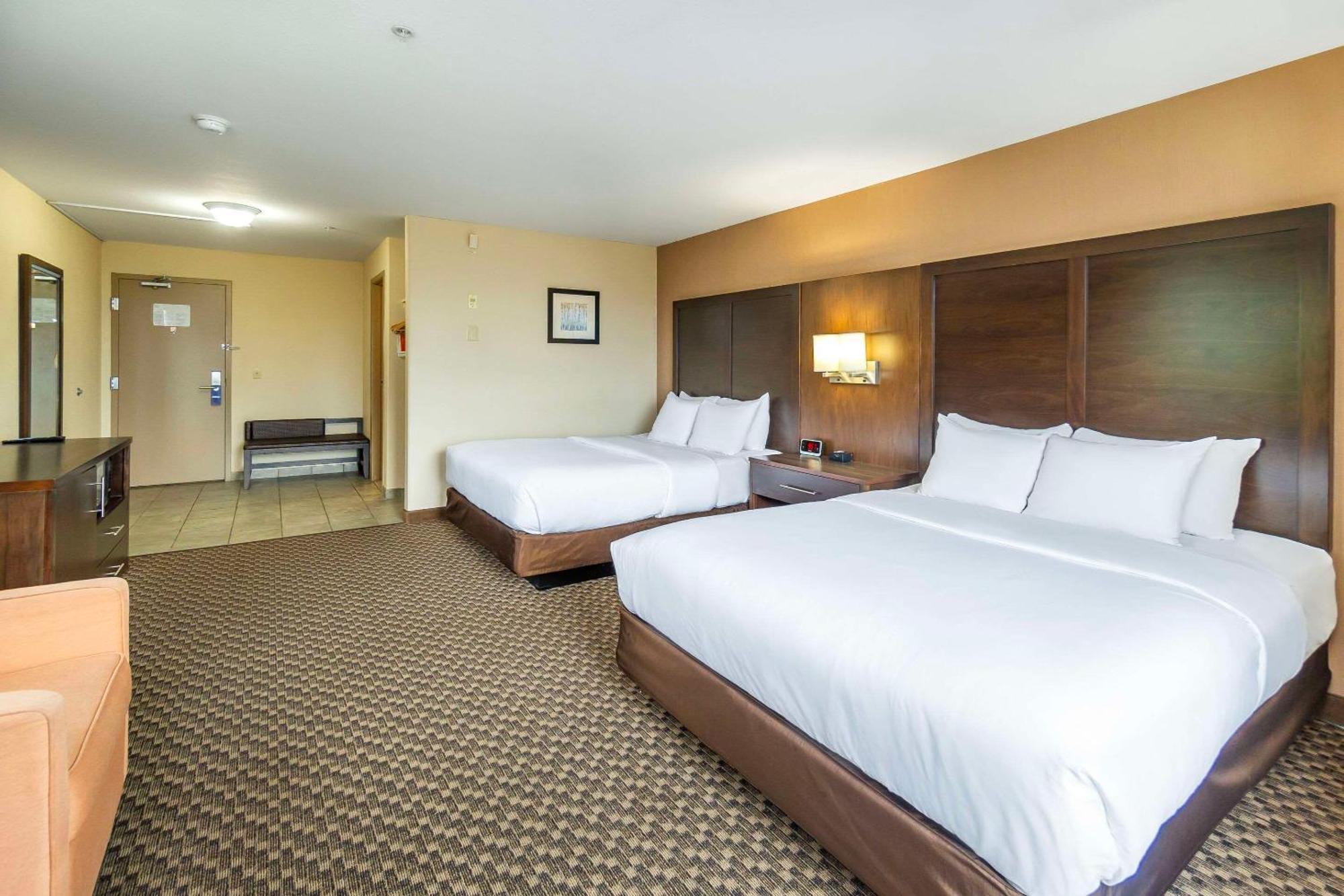 Comfort Inn & Suites Salmon Arm Kültér fotó