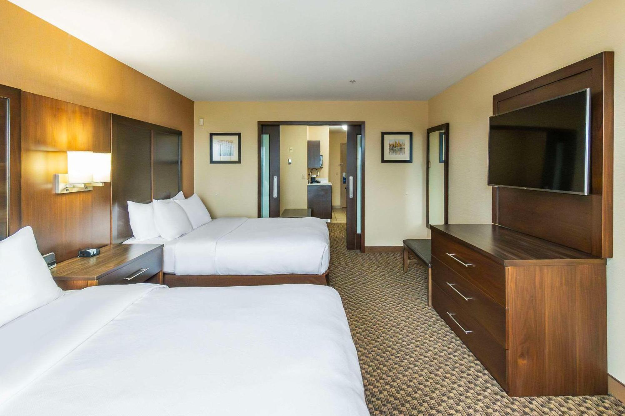 Comfort Inn & Suites Salmon Arm Kültér fotó