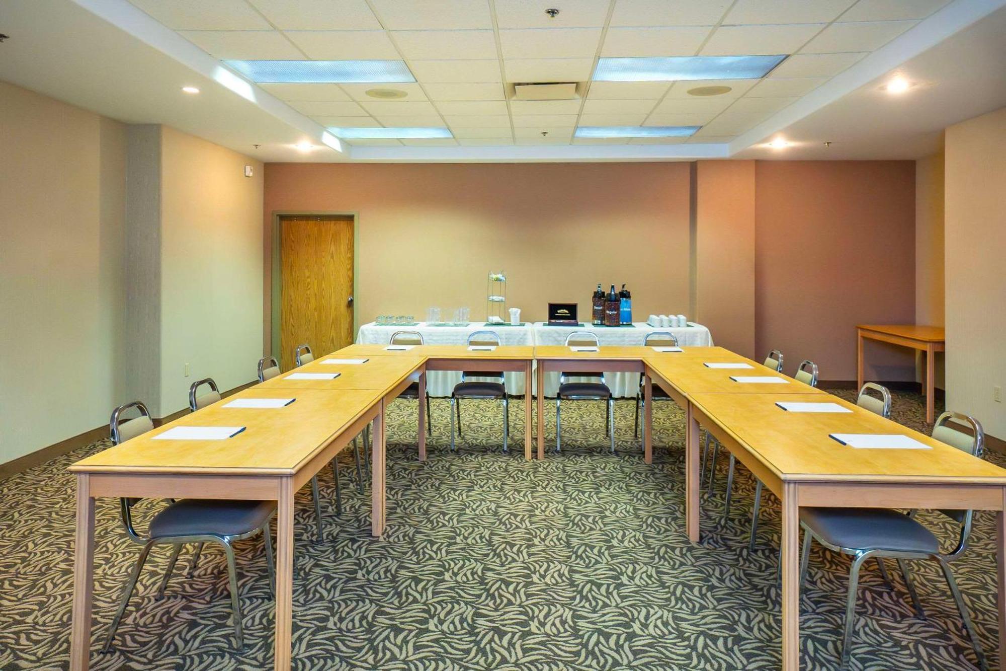 Comfort Inn & Suites Salmon Arm Kültér fotó