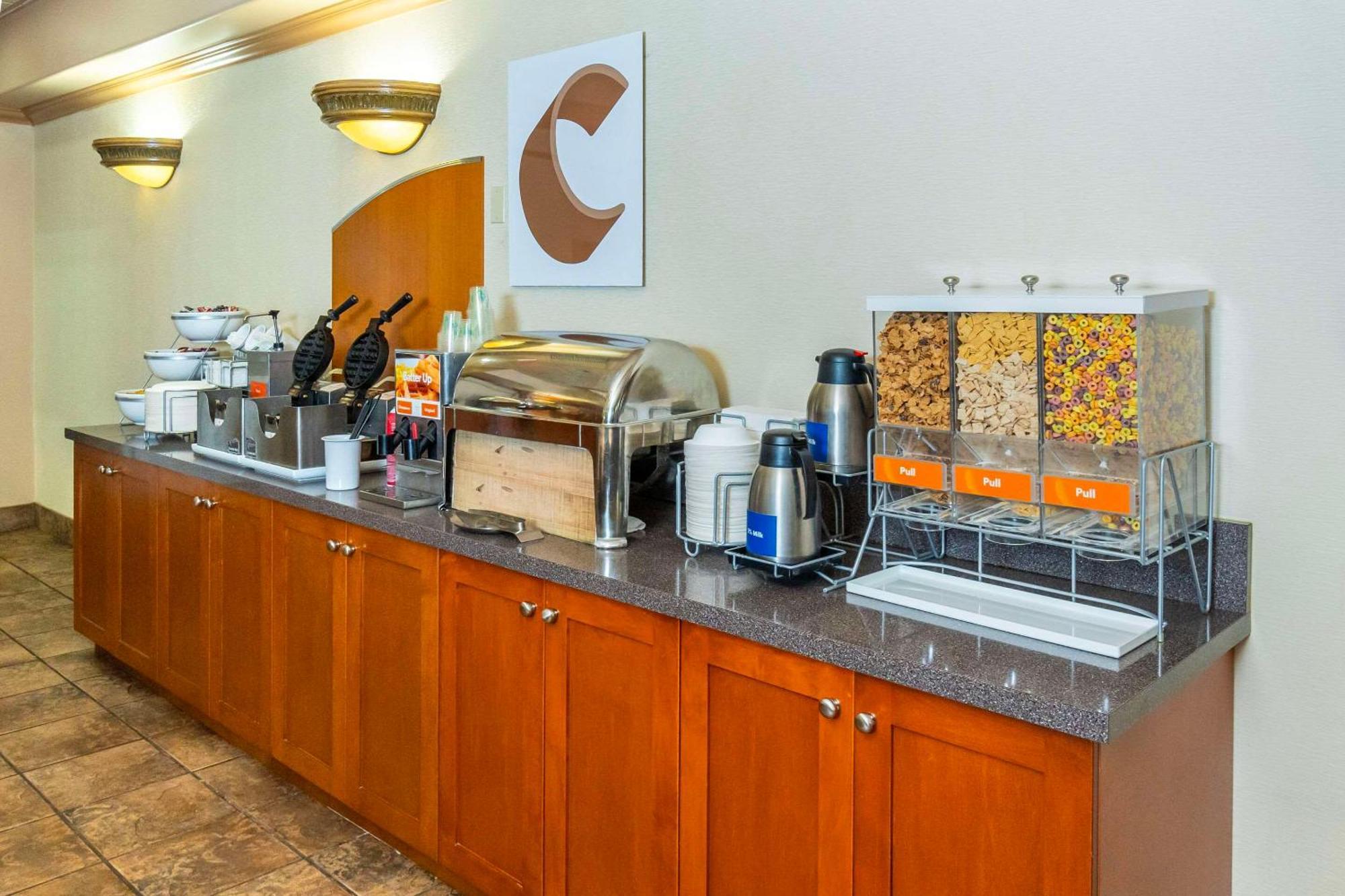 Comfort Inn & Suites Salmon Arm Kültér fotó